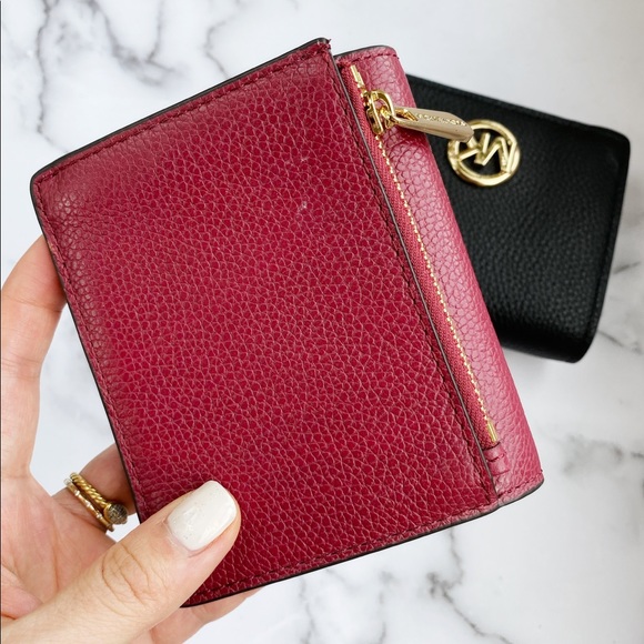 Gaby’sBags👜💕- Michael Kors Card Case wallet - Picture 7 of 8